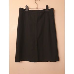 Theory black skirt size 4